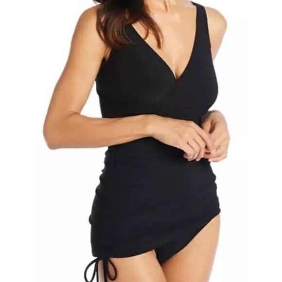 Beyond Control Sz 14 Swimsuit Tummy Control V-neck Black Swim Dress New NWT - Picture 2 of 8